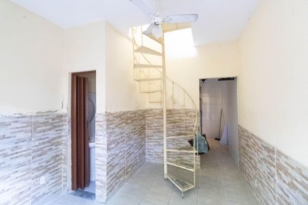 Sala/Quarto de casa para alugar com 1 quarto, 50m² em Bangu, Rio de Janeiro