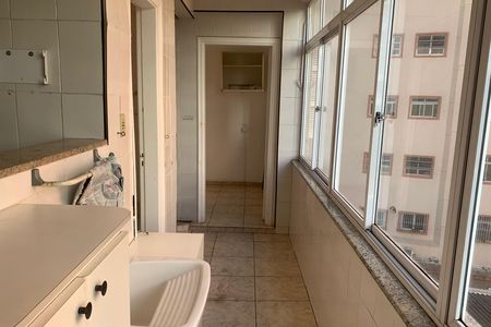Apartamento para alugar com 200m², 3 quartos e 1 vagaÁrea de Serviço