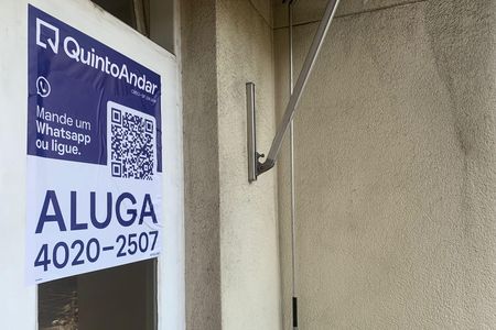 Apartamento para alugar com 200m², 3 quartos e 1 vagaPlaca instalada
