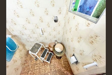 Casa à venda com 70m², 2 quartos e sem vaga Casa à venda com 70m², 2 quartos e sem vagaBanheiro