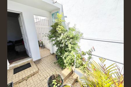 Casa à venda com 70m², 2 quartos e sem vaga Casa à venda com 70m², 2 quartos e sem vagaJardim