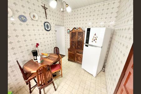 Casa à venda com 70m², 2 quartos e sem vaga Casa à venda com 70m², 2 quartos e sem vagaCozinha