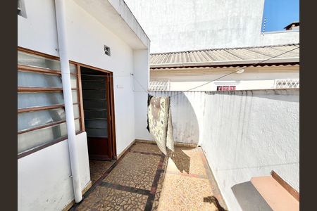 Casa à venda com 70m², 2 quartos e sem vaga Casa à venda com 70m², 2 quartos e sem vagaVaranda