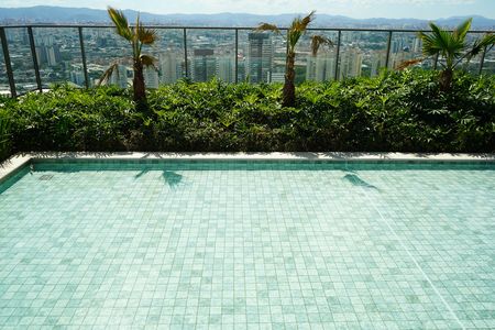Apartamento à venda com 68m², 2 quartos e 1 vagaÁrea comum - Piscina