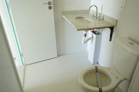 Apartamento à venda com 68m², 2 quartos e 1 vagaBanheiro da Suíte