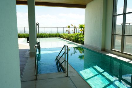 Apartamento à venda com 68m², 2 quartos e 1 vagaÁrea comum - Piscina