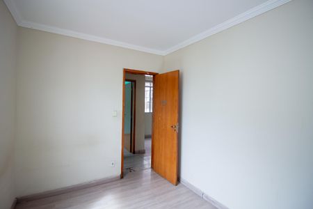 Quarto 1 de apartamento à venda com 2 quartos, 56m² em Tropical, Contagem