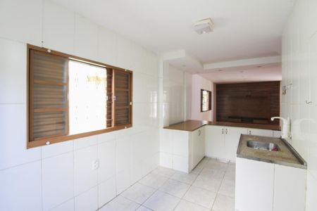 Casa para alugar com 90m², 3 quartos e sem vagaCozinha e Área de Serviço