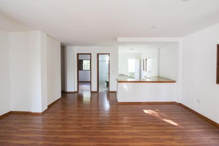 Sala de casa para alugar com 3 quartos, 90m² em Santa Rosa, Belo Horizonte