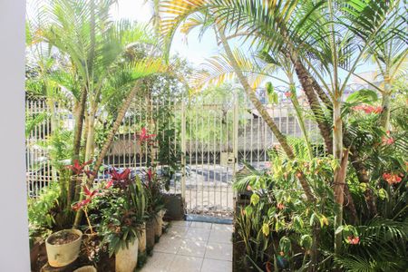 Casa para alugar com 90m², 3 quartos e sem vagaEntrada