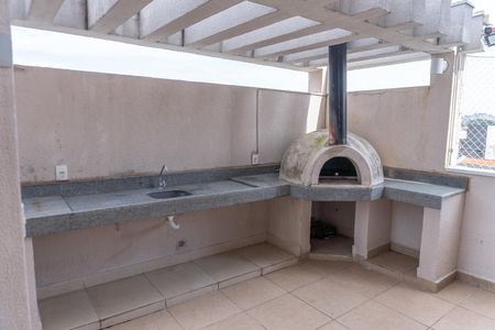 Apartamento para alugar com 74m², 2 quartos e 2 vagas Apartamento para alugar com 74m², 2 quartos e 2 vagasÁrea comum - Forno a Lenha