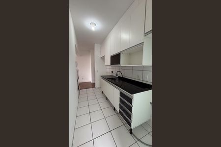 Apartamento para alugar com 74m², 2 quartos e 2 vagas Apartamento para alugar com 74m², 2 quartos e 2 vagasCozinha