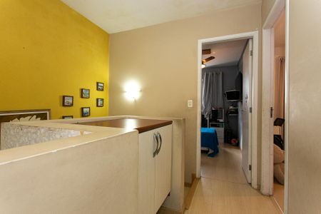 Casa de condomínio à venda com 102m², 3 quartos e 2 vagas Casa de condomínio à venda com 102m², 3 quartos e 2 vagasCorredor