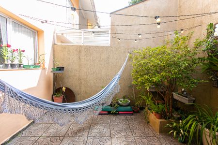 Casa de condomínio à venda com 102m², 3 quartos e 2 vagas Casa de condomínio à venda com 102m², 3 quartos e 2 vagasEspaço Gourmet