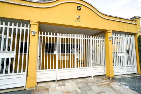 Casa de condomínio à venda com 102m², 3 quartos e 2 vagas Casa de condomínio à venda com 102m², 3 quartos e 2 vagasFachada