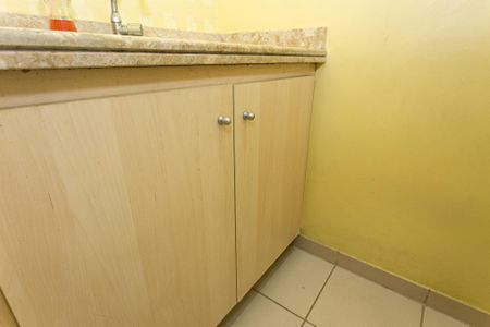 Lavabo de casa de condomínio à venda com 3 quartos, 102m² em Vila Carrão, São Paulo