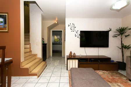 Casa de condomínio à venda com 102m², 3 quartos e 2 vagas Casa de condomínio à venda com 102m², 3 quartos e 2 vagasSala