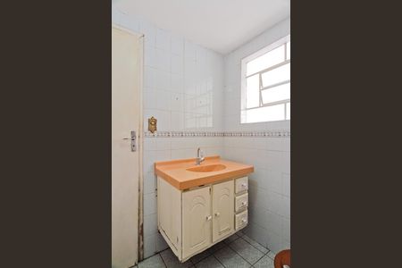 Casa para alugar com 300m², 3 quartos e 2 vagasEdícula - banheiro