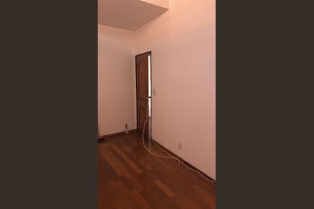 Sala de casa para alugar com 2 quartos, 223m² em Vila Prado, São Paulo