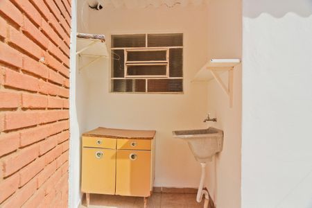 Casa para alugar com 300m², 3 quartos e 2 vagasEdícula - área de serviço