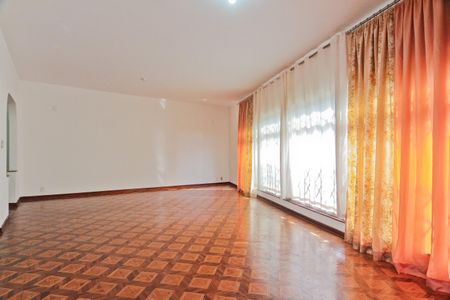 Sala de casa para alugar com 3 quartos, 300m² em Vila Prado, São Paulo