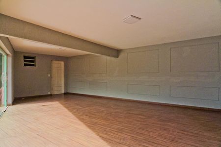 Casa para alugar com 300m², 3 quartos e 2 vagasÁrea externa