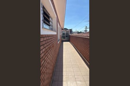 Casa para alugar com 223m², 2 quartos e 5 vagasQuintal