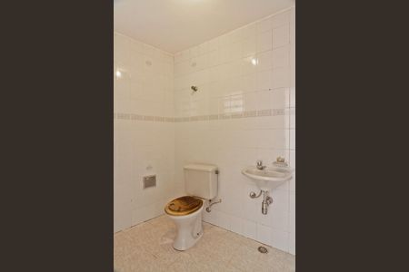 Casa para alugar com 300m², 3 quartos e 2 vagasÁrea externa - lavabo