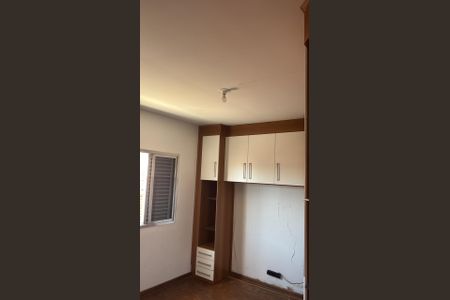 Quarto 1 de casa para alugar com 2 quartos, 223m² em Vila Prado, São Paulo