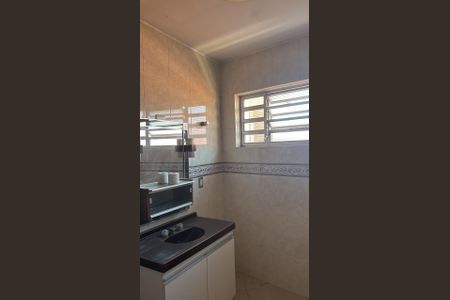Banheiro 1 de casa para alugar com 2 quartos, 223m² em Vila Prado, São Paulo