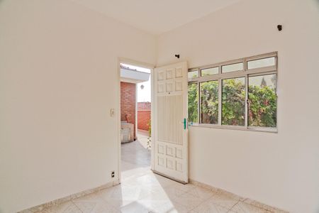 Casa para alugar com 300m², 3 quartos e 2 vagasEdícula