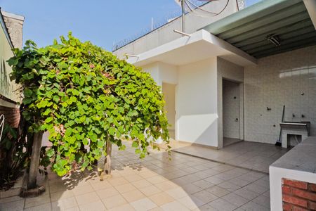 Casa para alugar com 300m², 3 quartos e 2 vagasÁrea externa
