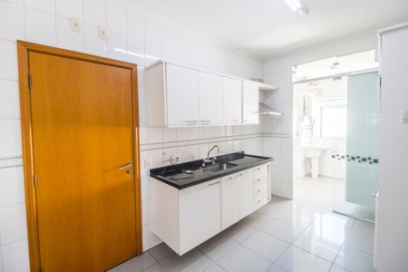 Apartamento para alugar com 139m², 2 quartos e 3 vagasCozinha