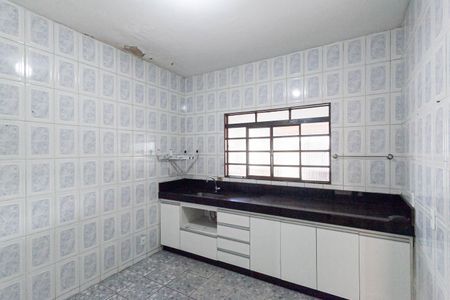 Casa para alugar com 360m², 3 quartos e 2 vagasCozinha