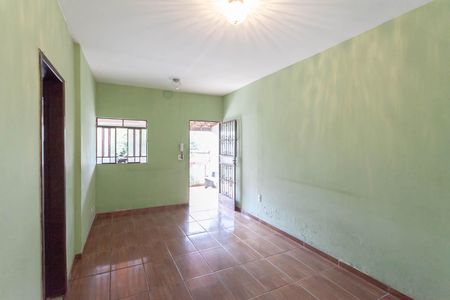 Sala de casa à venda com 3 quartos, 360m² em Pedra Azul, Contagem