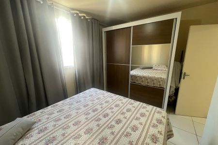 Quarto 2 de apartamento para alugar com 2 quartos, 48m² em Jardim Gramacho, Duque de Caxias