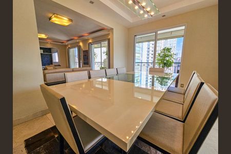 Apartamento para alugar com 240m², 4 quartos e 4 vagasSala de Jantar