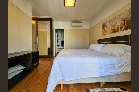 Apartamento para alugar com 240m², 4 quartos e 4 vagasSuíte 3