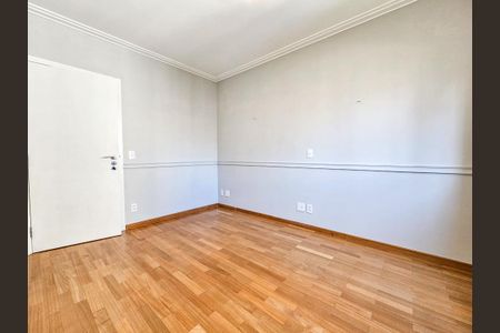Apartamento para alugar com 240m², 4 quartos e 4 vagasSuíte 2