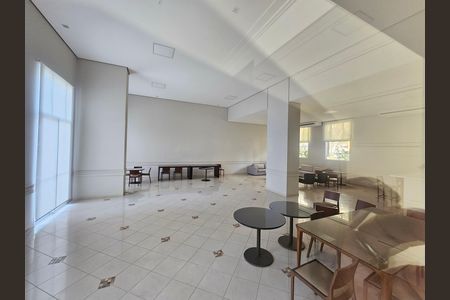 Apartamento para alugar com 240m², 4 quartos e 4 vagasÁrea comum - Salão de festas