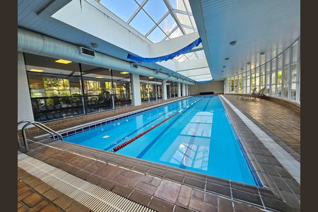 Apartamento para alugar com 240m², 4 quartos e 4 vagasÁrea comum - Piscina