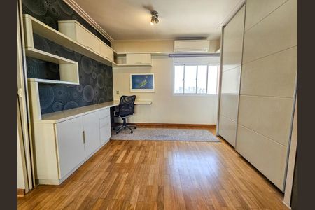 Apartamento para alugar com 240m², 4 quartos e 4 vagasSuíte 1