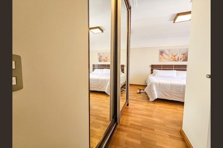 Apartamento para alugar com 240m², 4 quartos e 4 vagasSuíte 3