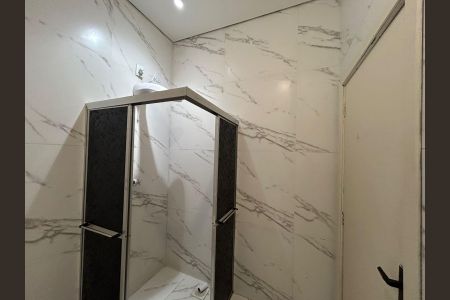 Casa para alugar com 100m², 2 quartos e 3 vagasBanheiro