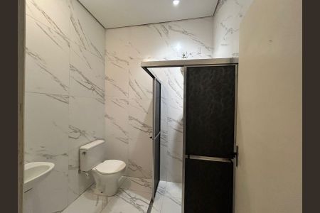 Casa para alugar com 100m², 2 quartos e 3 vagasBanheiro