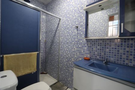 Casa à venda com 280m², 4 quartos e 2 vagasBanheiro 2 - Casa 1