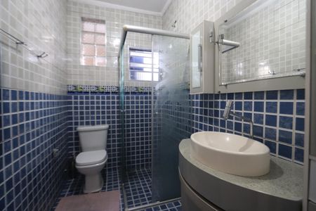 Casa à venda com 280m², 4 quartos e 2 vagasBanheiro - Casa 1