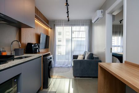 Sala de apartamento para alugar com 1 quarto, 32m² em Campo Belo, São Paulo
