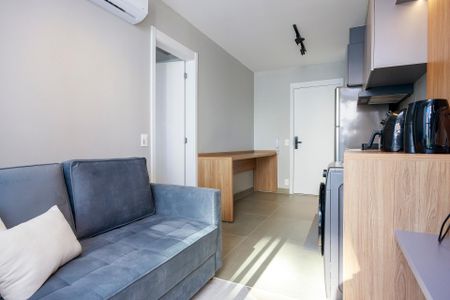 Sala de apartamento para alugar com 1 quarto, 32m² em Campo Belo, São Paulo