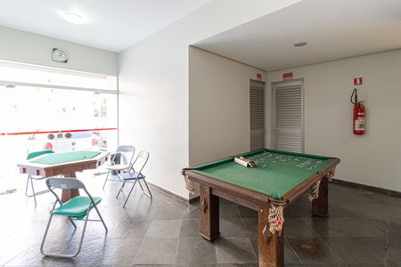 Apartamento para alugar com 55m², 2 quartos e 1 vaga Apartamento para alugar com 55m², 2 quartos e 1 vagaÁrea comum - Salão de jogos